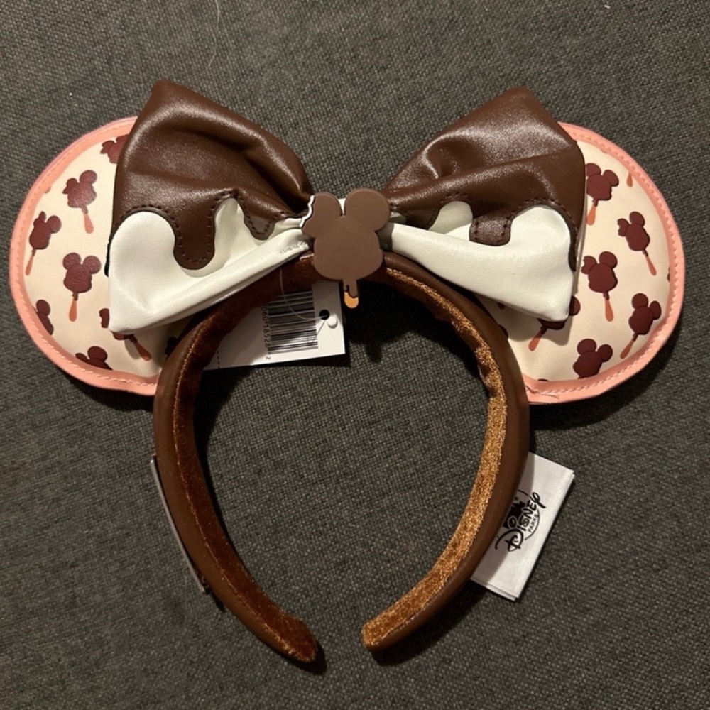 Minnie Ears NWT